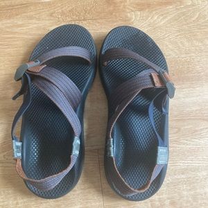 Men’s Chaco’s size 11